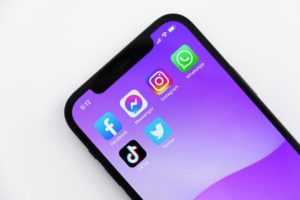 Best Job Posting Examples in Social Media