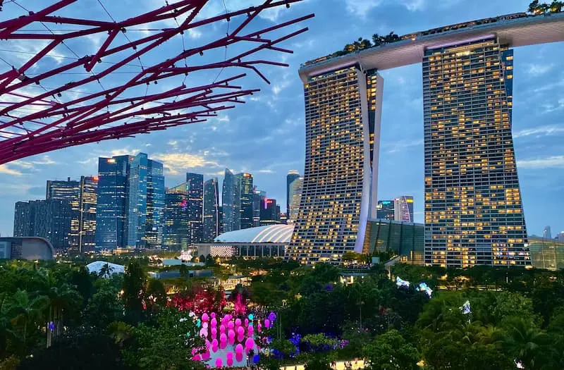 Where can I find job candidates for free in Singapore